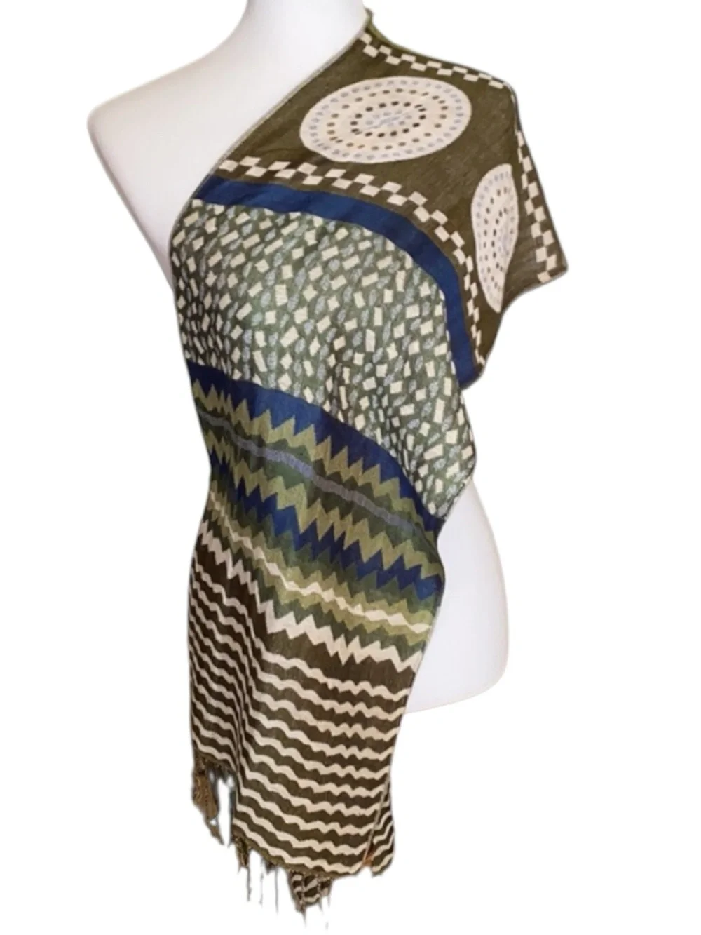 NWT Viva Designs Oblong Scarf Acrylic Viscose Geometric Fringe